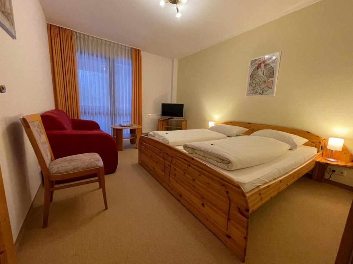 Waldhotel Zoebischhaus Bad Reiboldsgruen Bagian luar foto